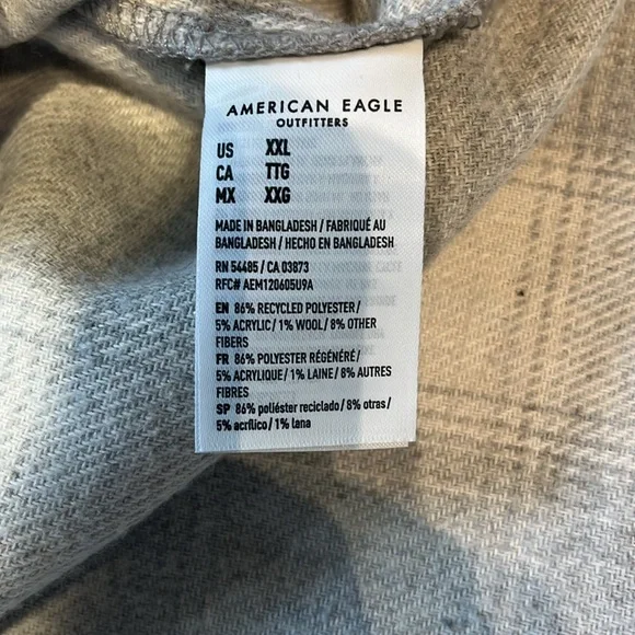 American Eagle Shacket - Picture 4 of 7